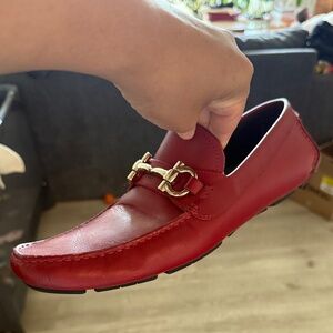 Ferragamo - Men Driver with Gancini ornament Red Size 11.5